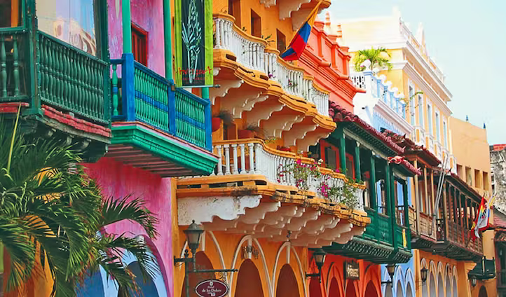 Cartagena Columbia Colors